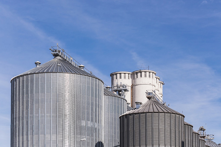 Storage facility cereals, and biogas production Système de refroidissement pour centrale nucléaire