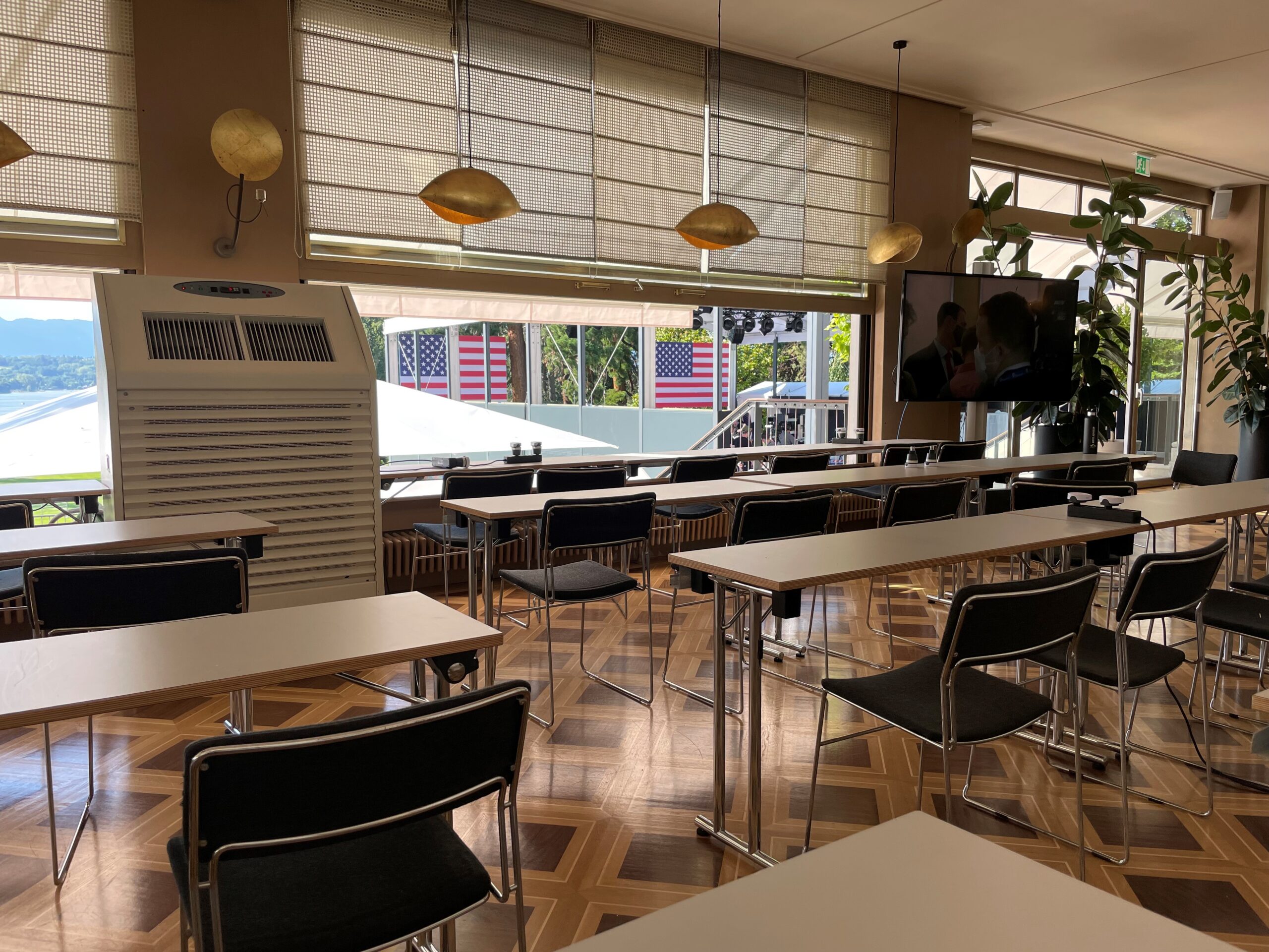 Nos confrères Suisses climatisent un évènement politique de grande envergure